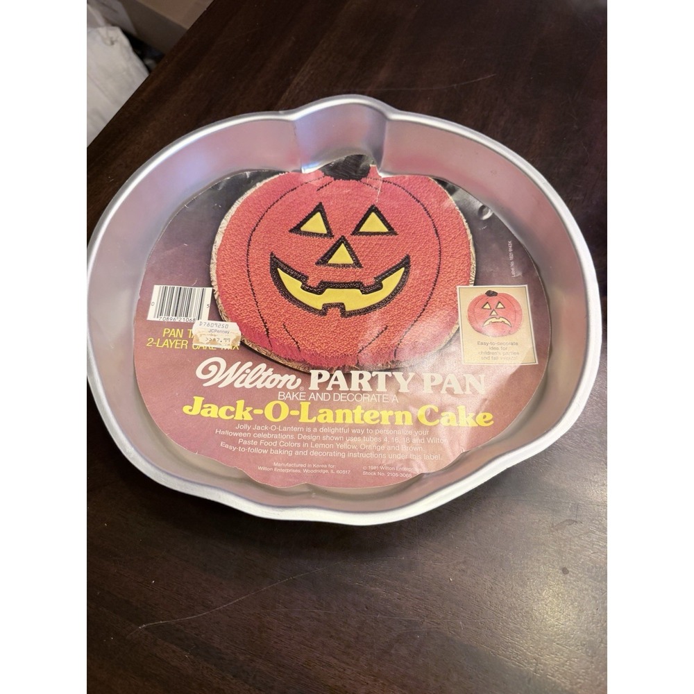 Vintage Wilton Jack O Lantern Pumpkin Cake Pan Mold 502-2928